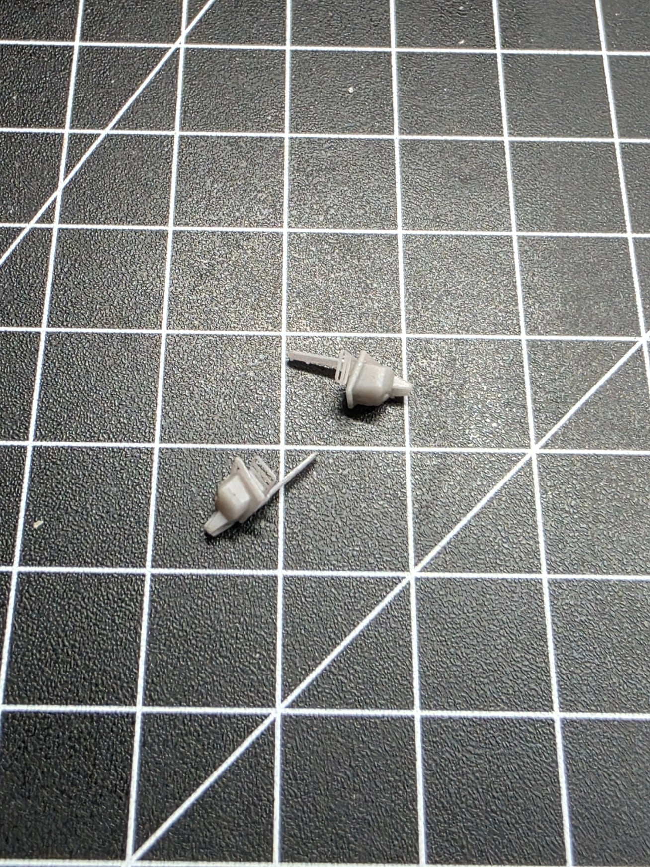 Motorsäge im Maßstab1/87 H0