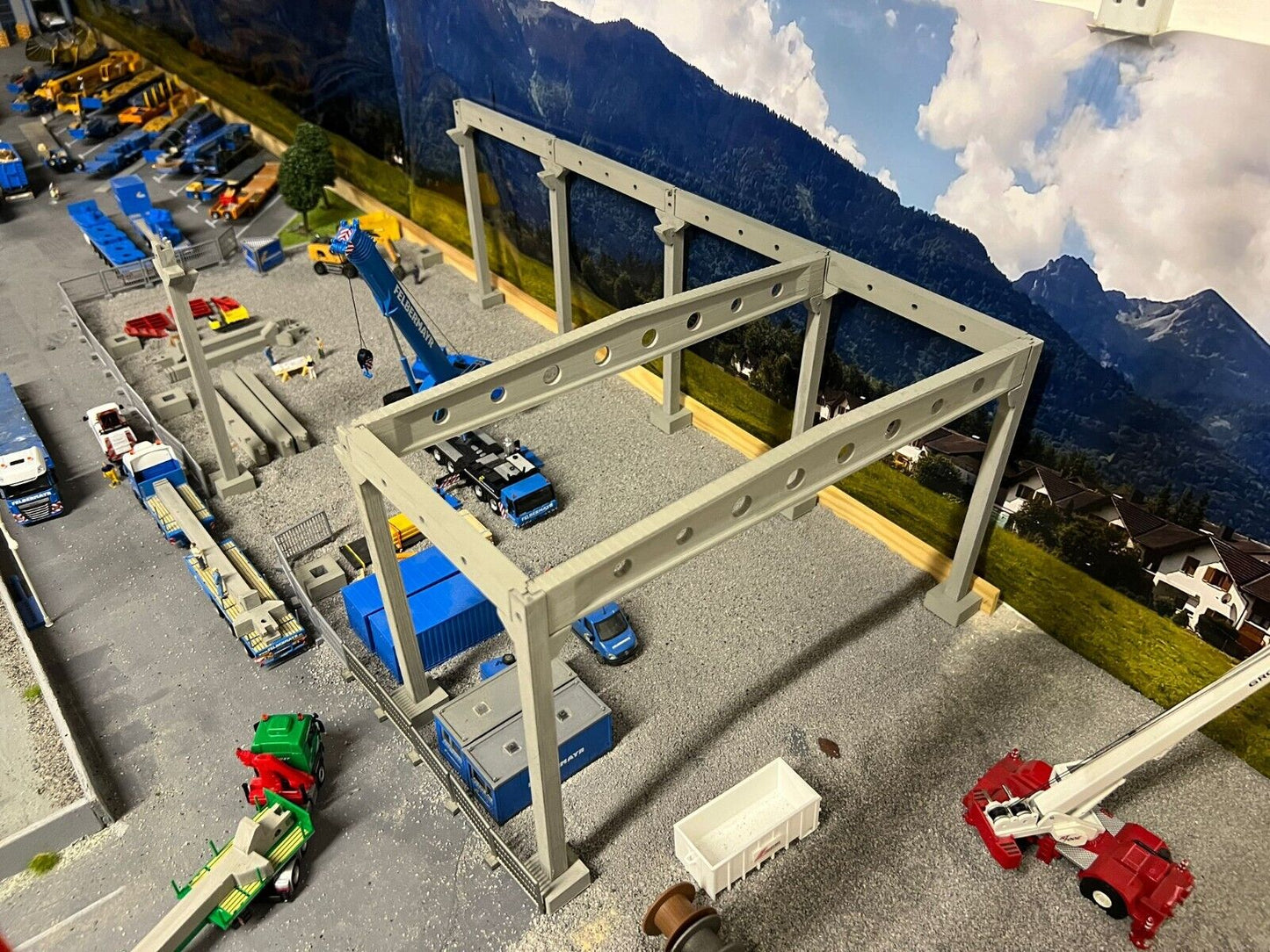 Halle/ Beton Fertigteil Halle Maßstab 1/87