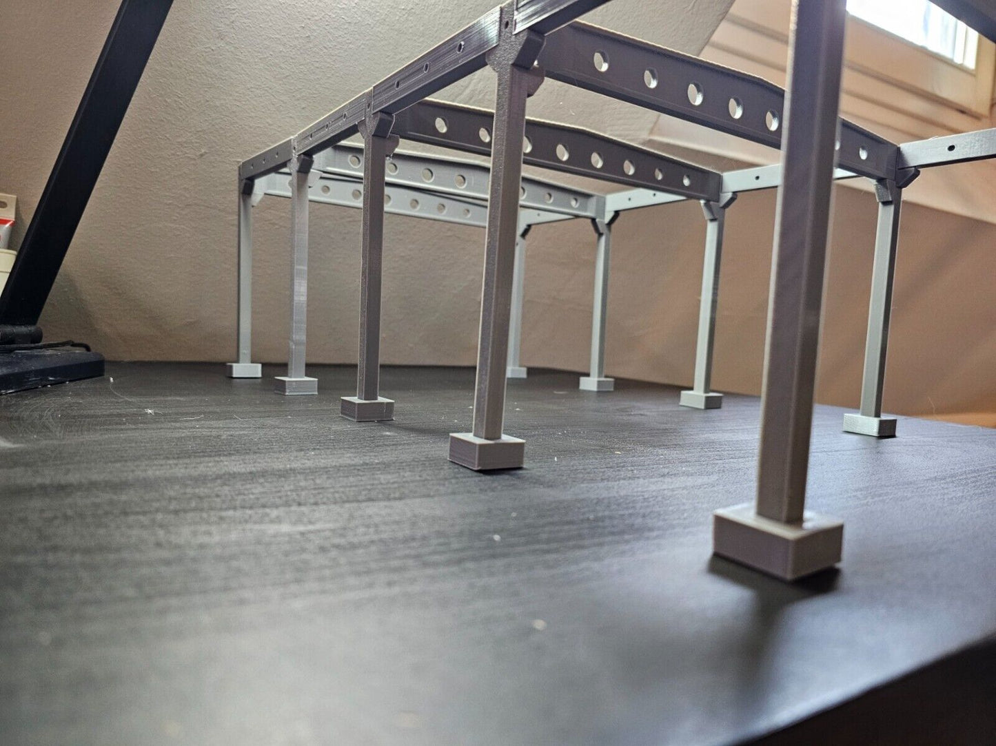 Halle/ Beton Fertigteil Halle Maßstab 1/87