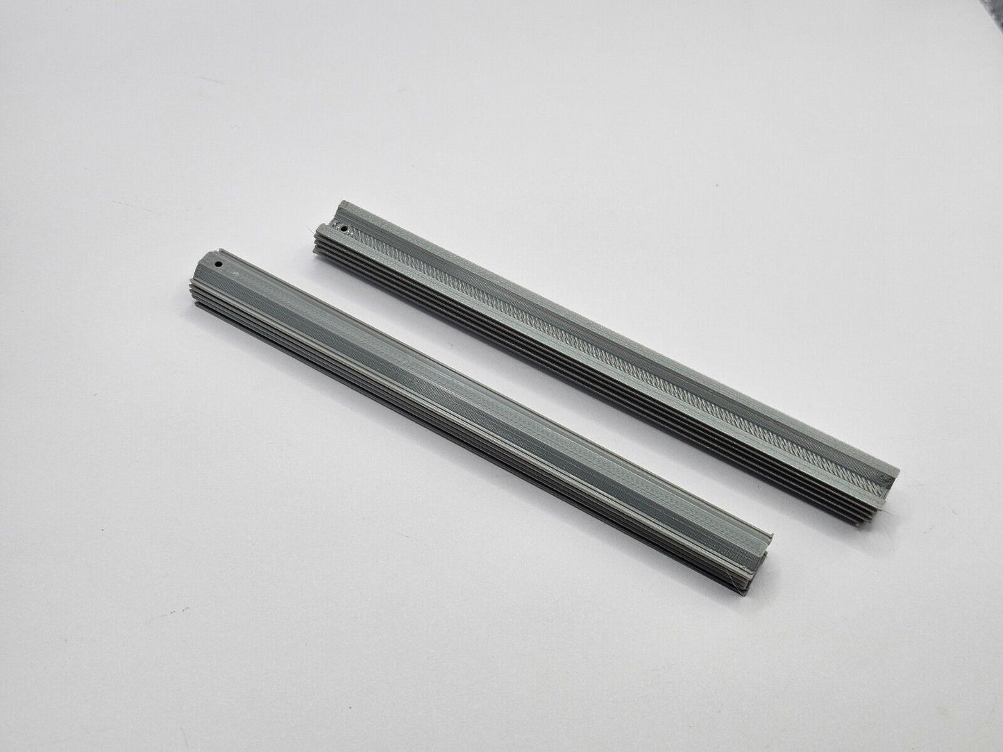 Spundwand / Spunddiele 140 mm 1/87 Ladegut H0