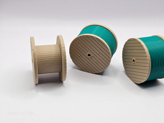 Kabeltrommel/Glasfaser Leerrohr  1/50 Ladegut