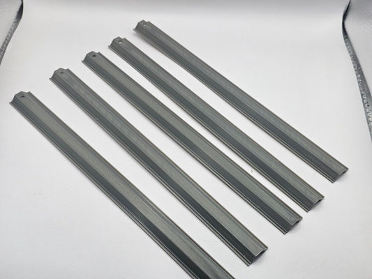 Spundwand / Spunddiele  220mm  1/50