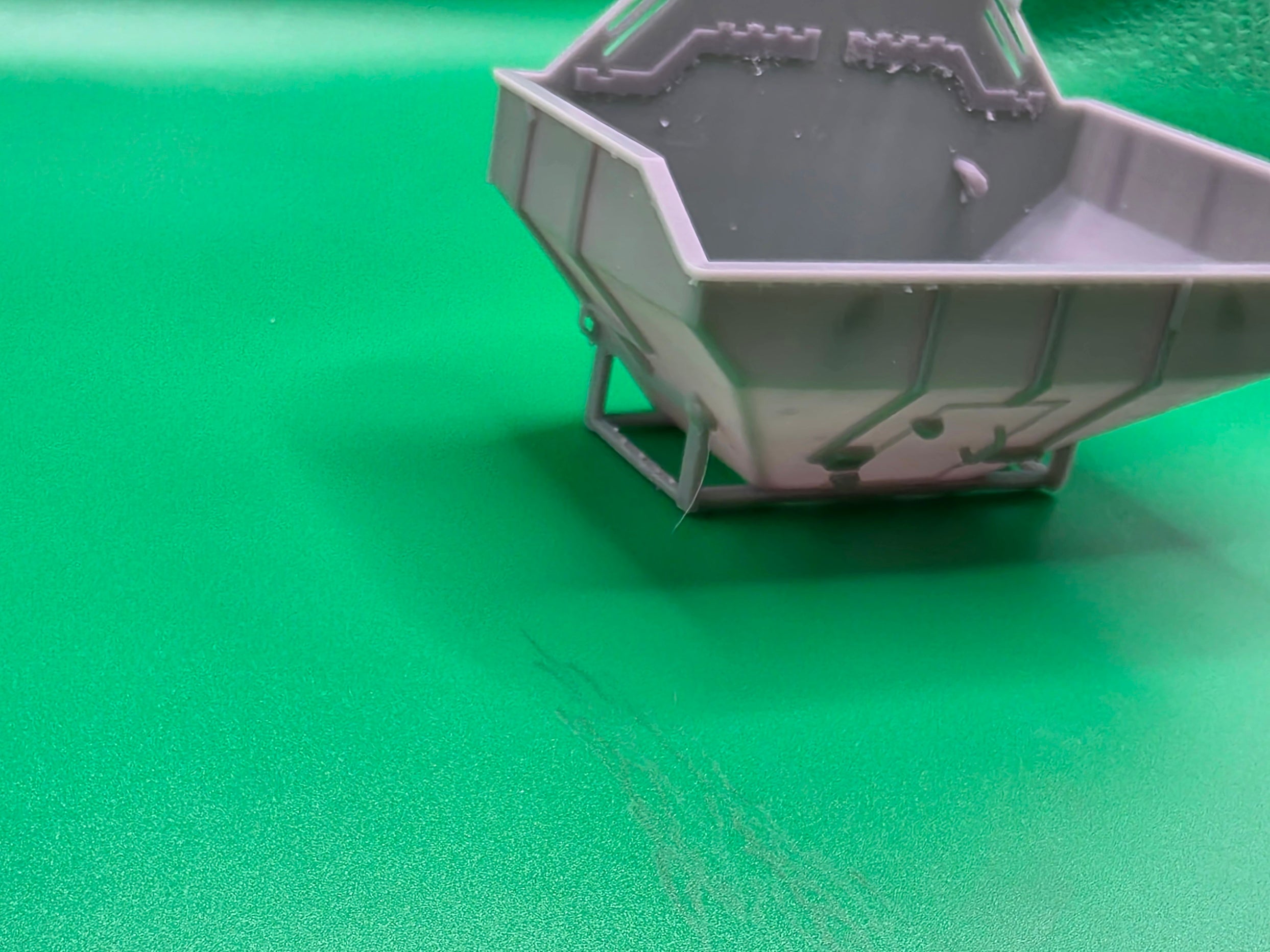 Asphalt Bunker/ Bunker für Fertiger im Maßstab1/50