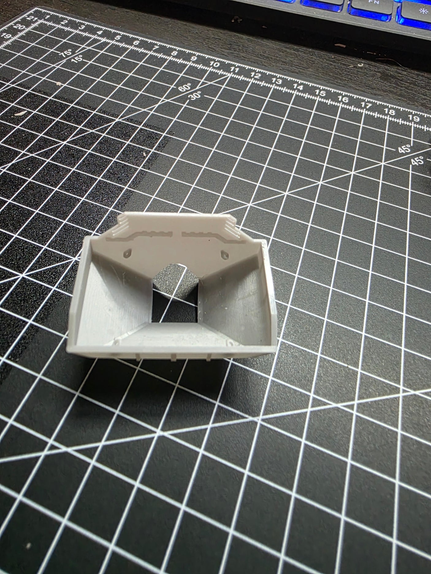 Asphalt Bunker/ Bunker für Fertiger im Maßstab1/87