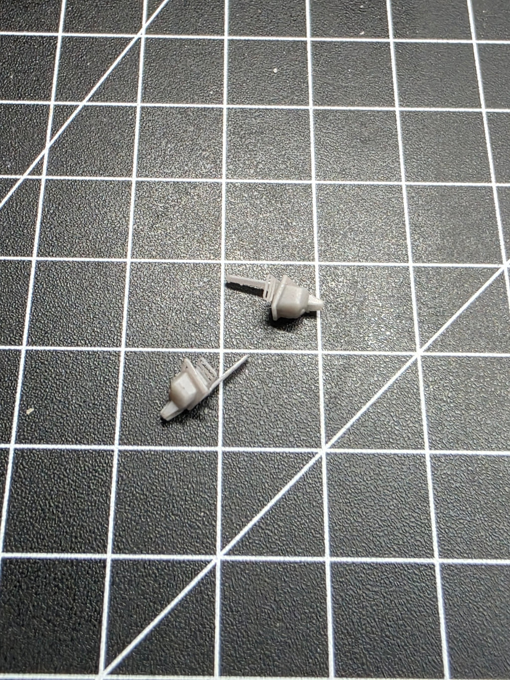Motorsäge im Maßstab1/87 H0