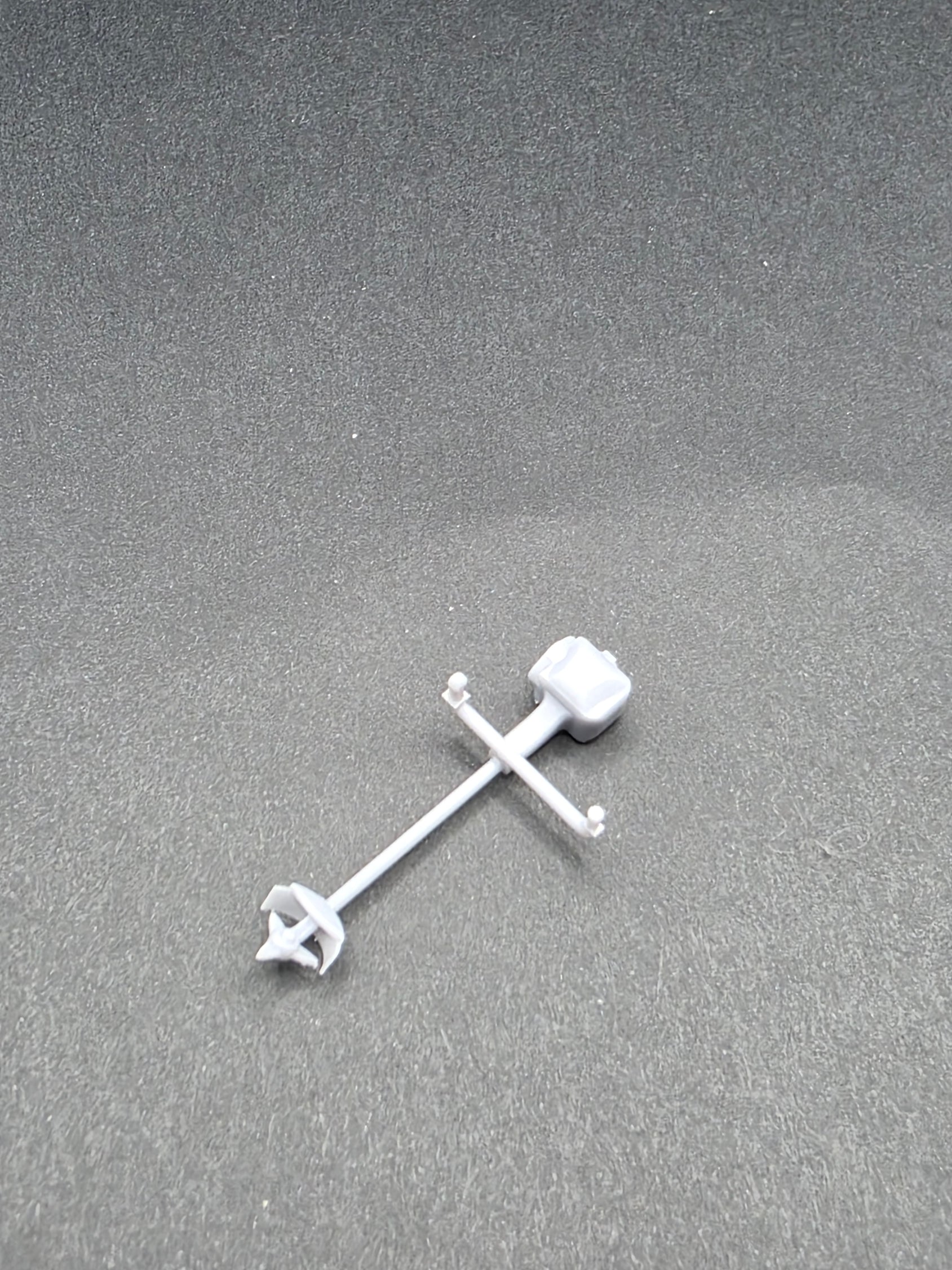Freischneider/Motorsense im Maßstab 1/50