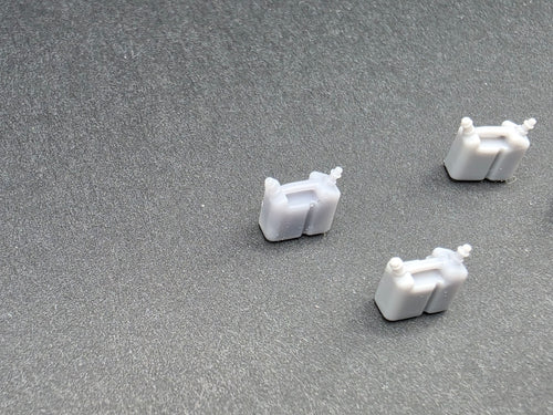 4 x Doppel Kanister für Motorsäge im Maßstab 1/50
