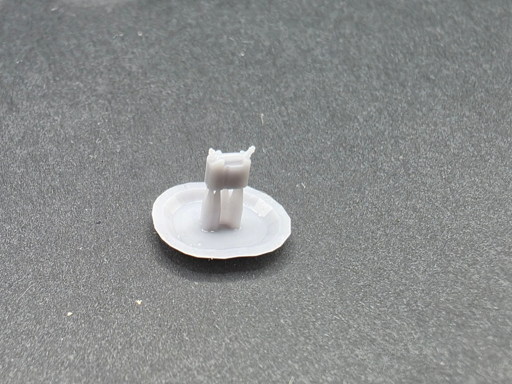 4 x Doppel Kanister für Motorsäge im Maßstab 1/87