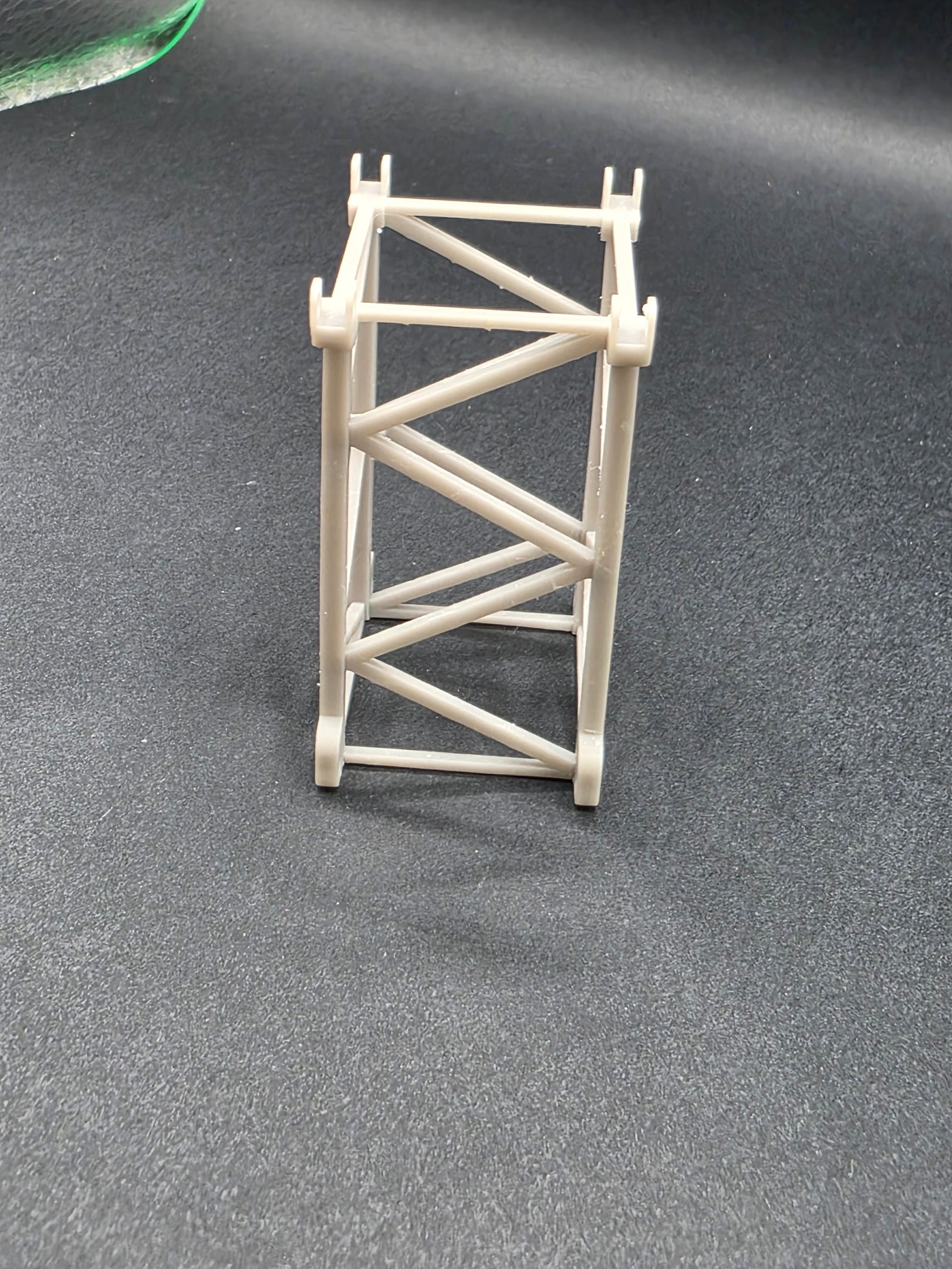 3x Turm Segment TDK im Maßstab 1/87 Ladegut