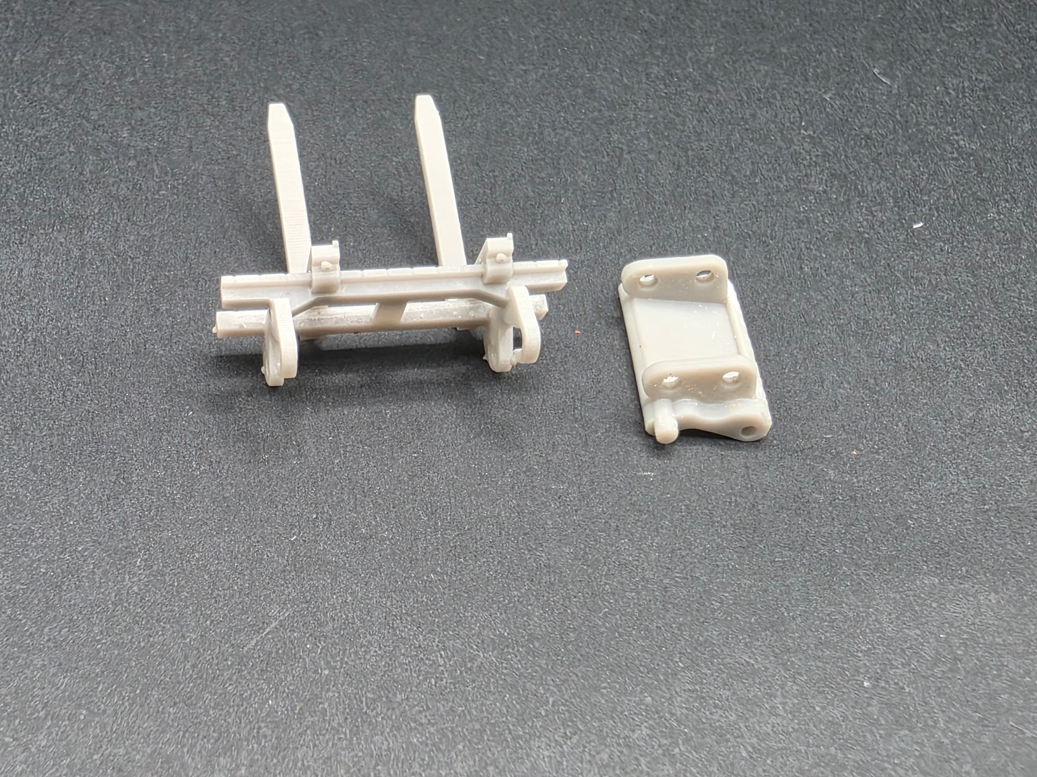 Schnellwechsler inkl. Gabel für Hublader von NZG Modelnr. 444 und ähnlich