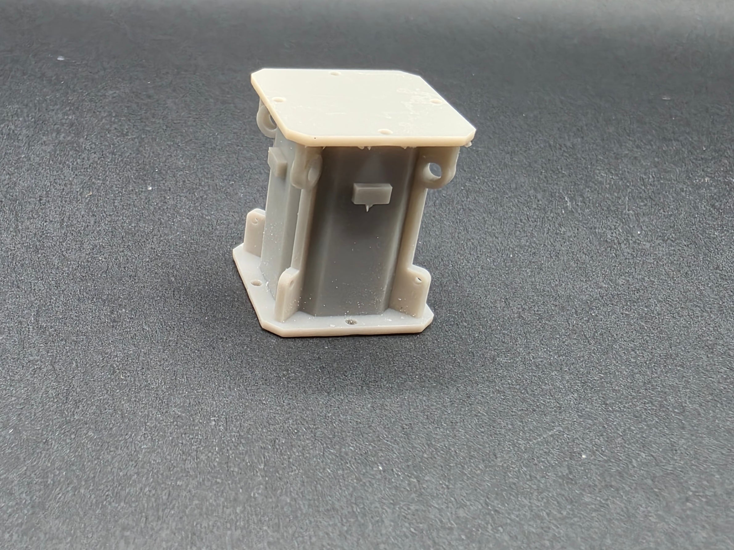 6 St Schwerlaststütze ( Elefantenfuß ) im  Maßstab 1/50