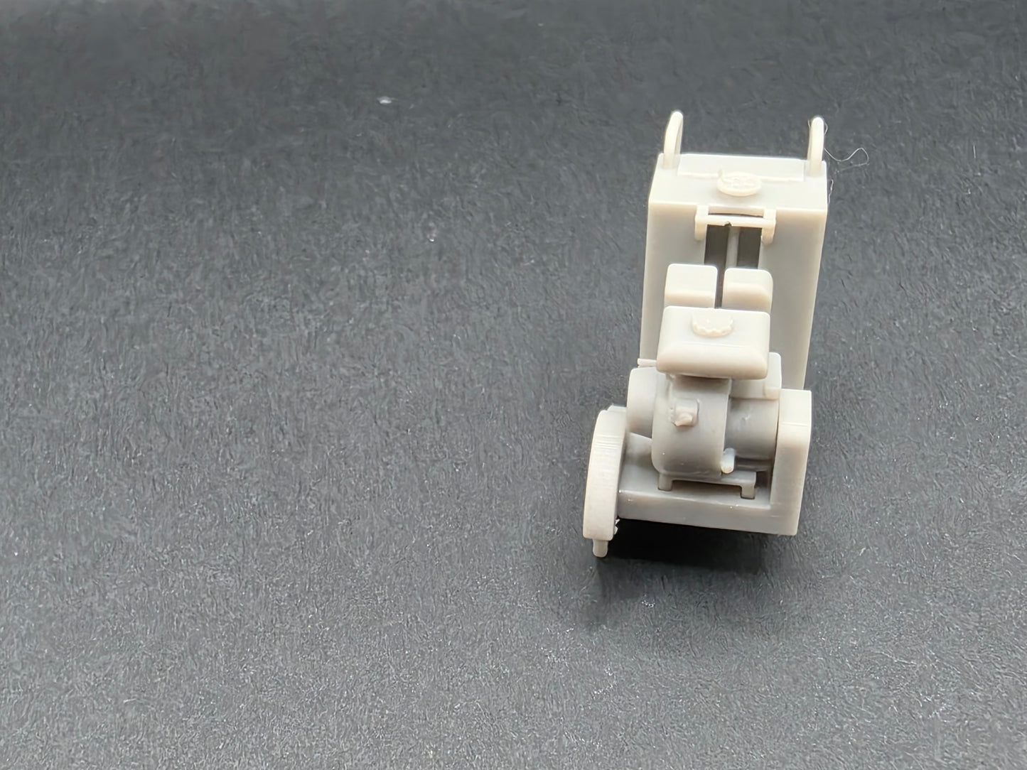 Fugenschneider/Asphalt Schneidmaschine im Maßstab1/32