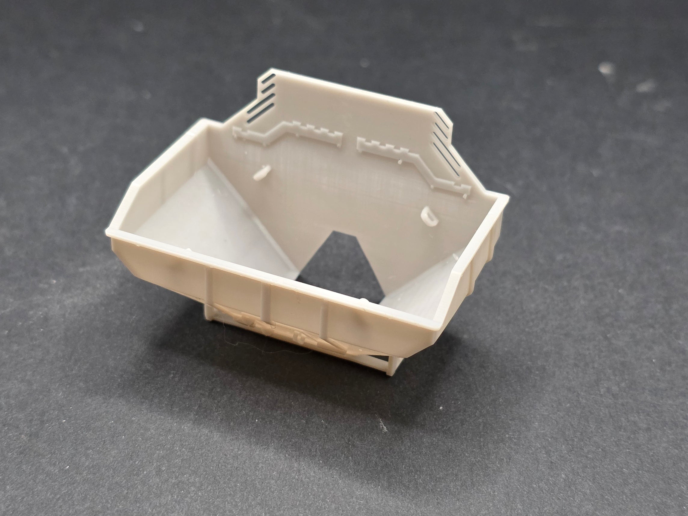 Asphalt Bunker/ Bunker Klein für Gehweg Fertiger im Maßstab1/50