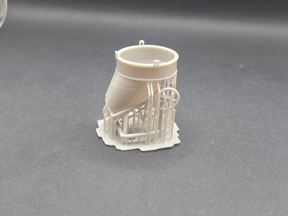 Beton Kübel / Betonbombe im Maßstab 1/50