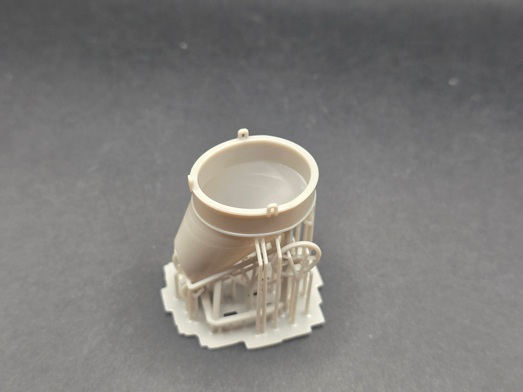 Beton Kübel / Betonbombe im Maßstab 1/50