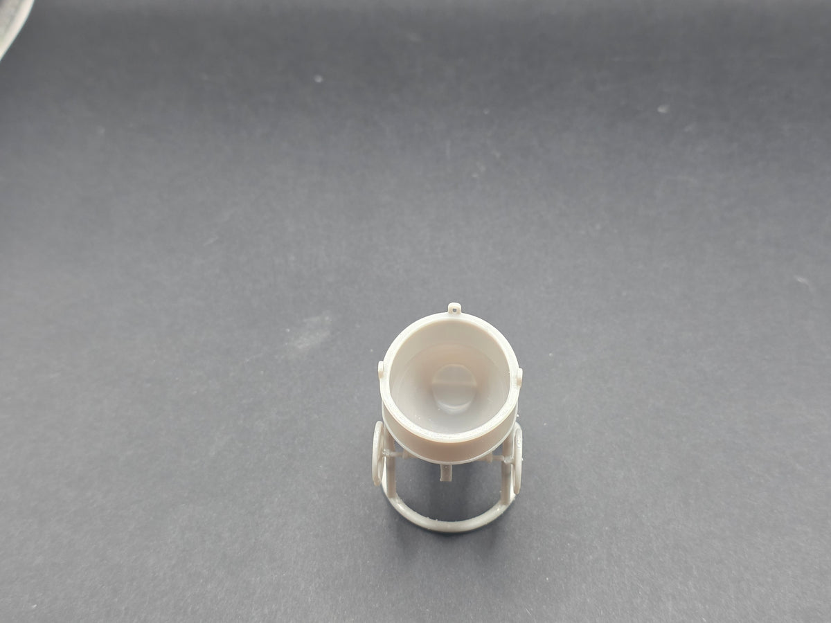 Beton Kübel / Betonbombe im Maßstab 1/50