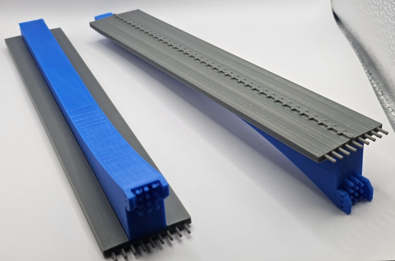 Segment Brücken Träger ( Donges Stahlbrücke) Maßstab  1/50 Ladegut Schwerlast