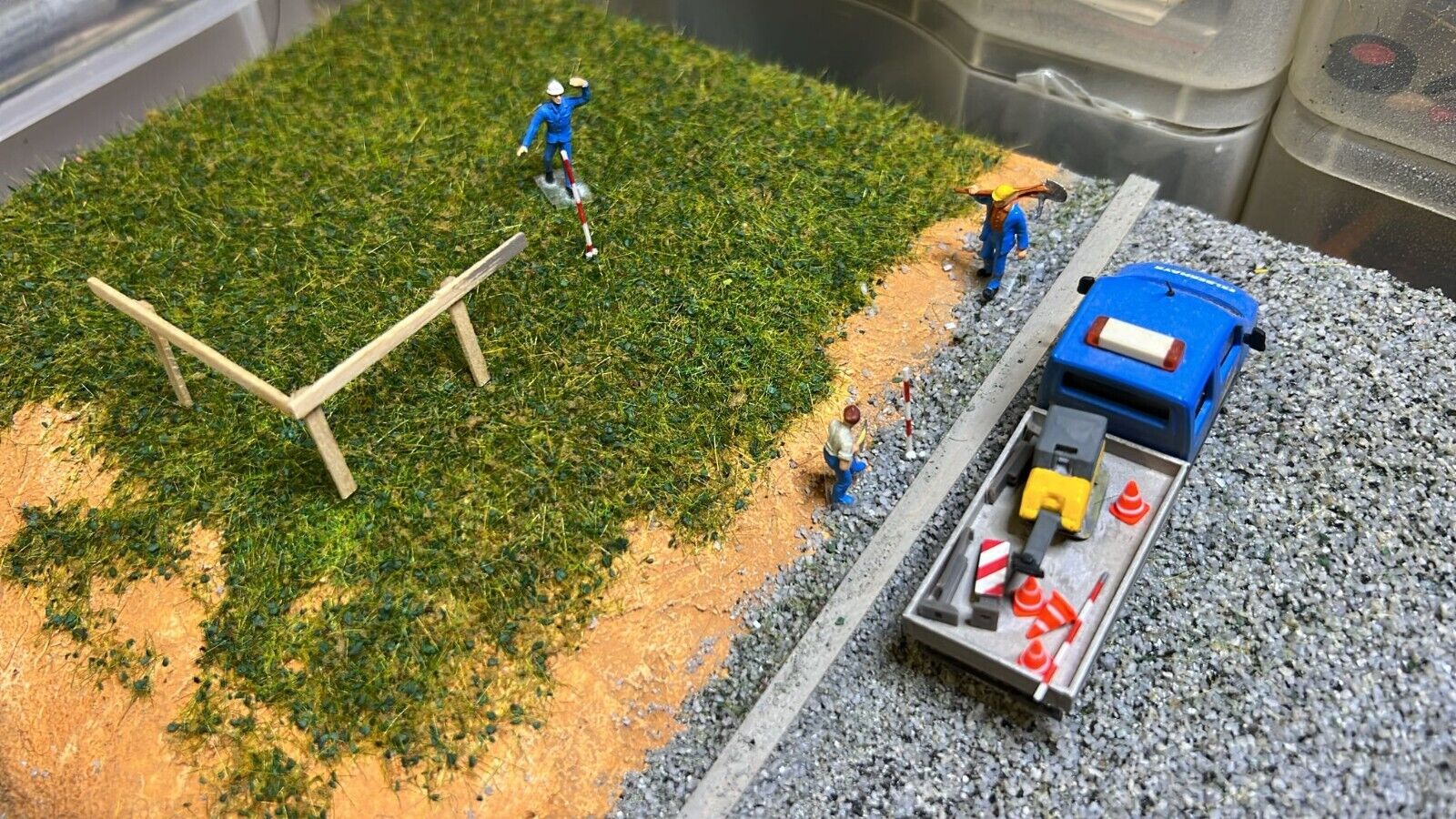Rüttelplatte  1/87 Ladegut H0