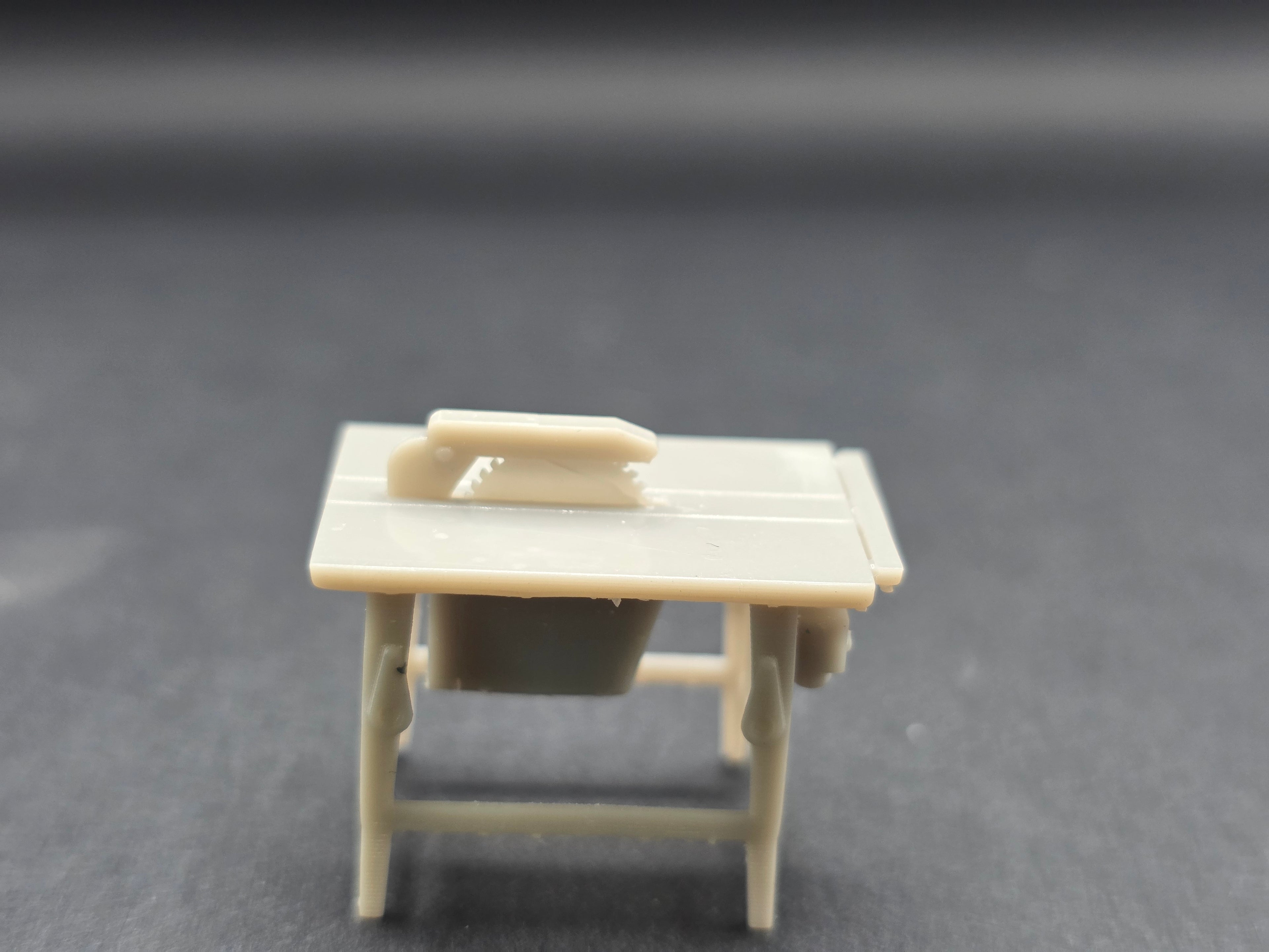 Kreissäge/ Bau Kreissäge im Maßstab 1/50