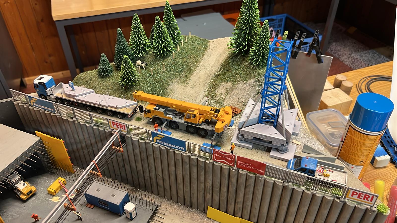 3x Turm Segment TDK im Maßstab 1/87 Ladegut