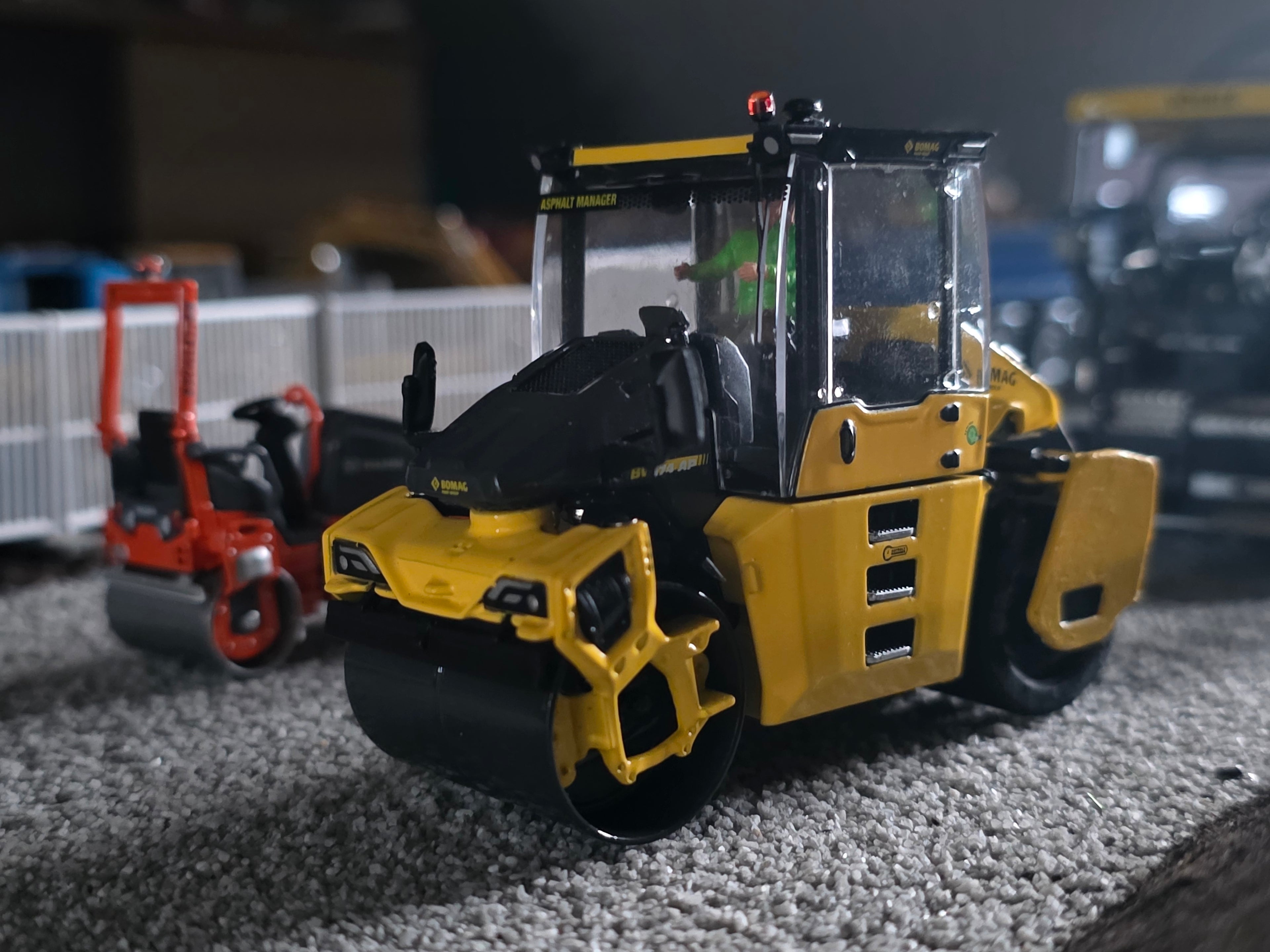 Gummirad Umbausatz für Bomag 174 und Ähnliche Im Maßstab 1/50