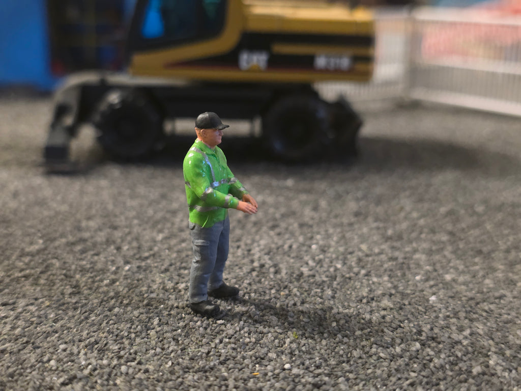 Rüttelplatten Fahrer/ Kleingeräte Bediener im Maßstab 1/50